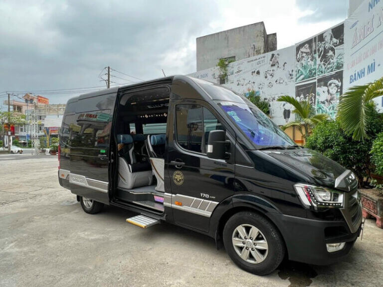 Xe limousine Hải Phòng Móng Cái: Gợi ý 5 nhà xe giá rẻ dịch vụ tốt - MOTOGO